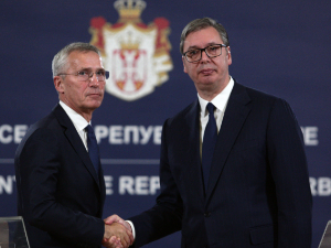 Председник Вучић са генералним секретаром НАТО-а Јенсом Столтенбергом