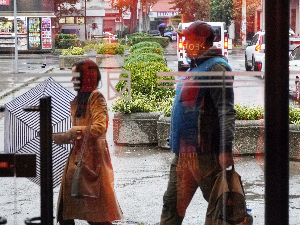 Облаци и киша спустили температуру, током поподнева разведравање