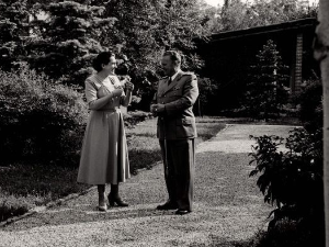 Титове жене