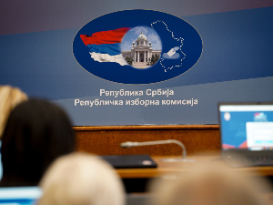 РИК: Утврђена збирна изборна листа, 18 листа у трци за Скупштину Србије