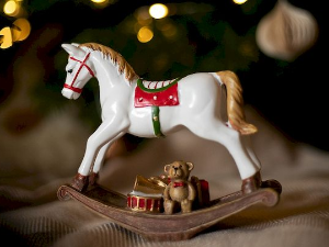 Еко минијатуре: Читамо етикете - новогодишња декорација