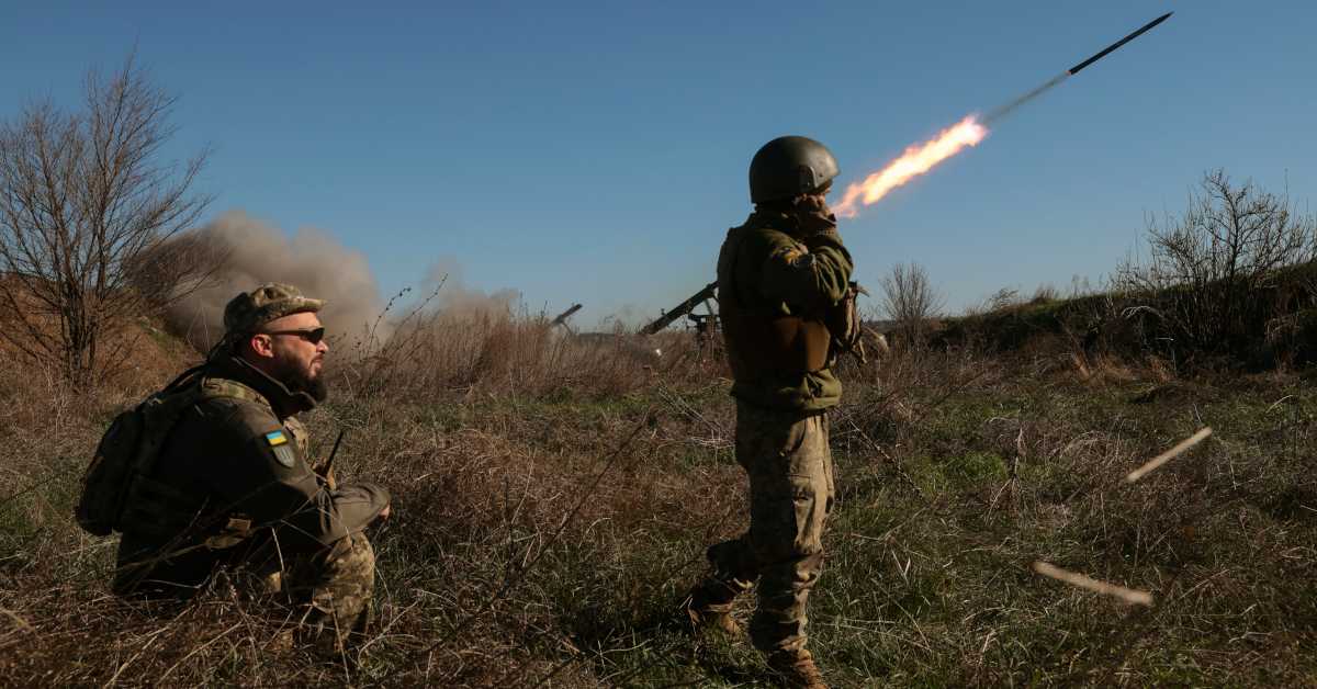 Кијев: Украјински дронови погодили нафтни терминал на Криму; Шесторо деце враћа се из Русије у Украјину