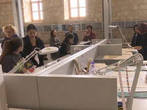 Рами библиотека у Истанбулу преноси древна знања генерацијама