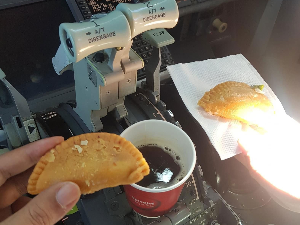 Суспензија за индијске пилоте због отворене чаше кафе у кокпиту