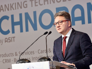 Јовановић: До 2025. године 99 одсто домаћинстава имаће брзи интернет