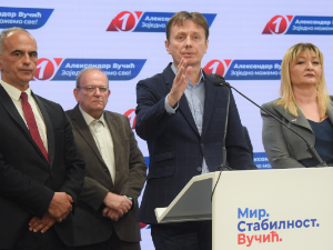 Глишић представио нове чланове СНС-а који су прешли из ПОКС-а