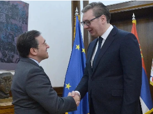 Вучић са Албаресом о КиМ, евроинтеграцијама, ситуацији у региону и свету