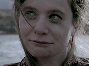 Кроз таласе