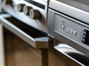 Да ли се и вама бела техника квари одмах по истеку гаранције?