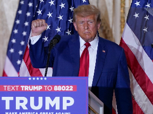 Трамп: Једини злочин који сам починио је одбрана наше нације