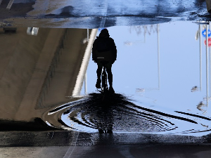 Кишобрани потребни и данас, температура до 13 степени