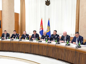 Колегијум МУП-а: Налог за хитан пријем нових 1.200 полицајаца, биће у школама и током следеће школске године