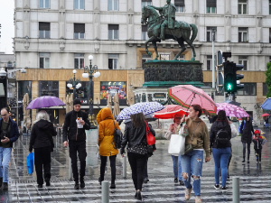Kишa, пљускови и свежије – температура до 19 степени