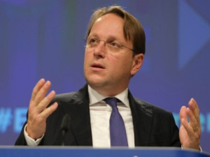 Вархељи: Приштина да не предузима једностране, дестабилизујуће кораке