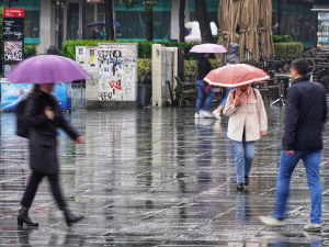 И данас пљускови и грмљавина, понегде град