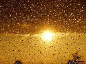 Више сунца само на северу, у осталим крајевима и даље киша и пљускови