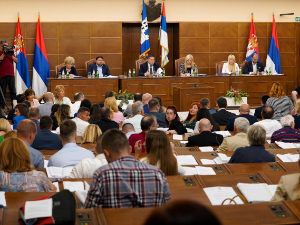 Одборници Скупштине Београда о ребалансу; Шапић: Од септембра за предшколце бесплатно енглески језик