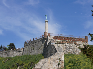 Два веома топла дана, за викенд осетно свежије
