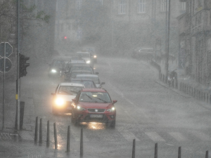 Упозорење РХМЗ-a: Сутра интензивни пљускови на северу и западу Србије