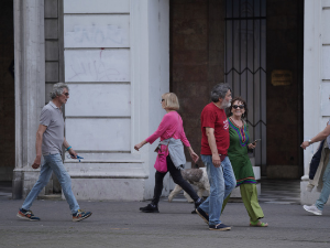 Променљиво облачно - биће услова за пљускове, после подне разведравање