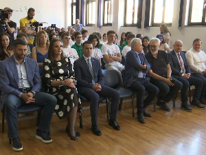 Куп Математичке гимназије, одмеравање знања најбољих ђака из региона