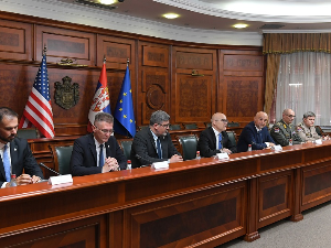 Вучевић замолио Вашингтон да искористи свој утицај на Приштину да би се спречила ескалација   