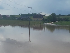 Невреме широм Србије – ванредна ситуација у Александровцу, бујичне поплаве у Косјерићу, нови проблеми у Коцељеви