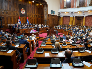 Међусобне оптужбе посланика о томе ко је одговоран за насиље у друштву