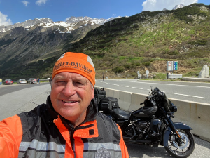 НУРДОР и хуманитарац на мотору за родитељску кућу намењену деци Србије оболелој од рака