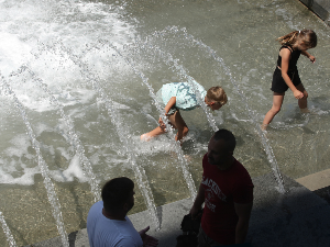 После најтоплијег дана овог лета, упозорење на пљускове са невременом