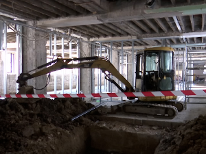 Реконструкција лесковачке болнице, коме је теже без климе пацијентима или радницима