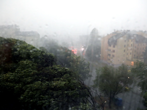 Хитно упозорење РХМЗ: у Србију ускоро стиже снажно невреме из Хрватске