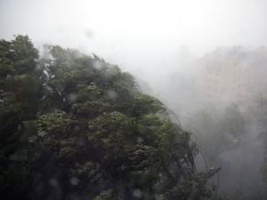 Нове непогоде у региону – торнадо у Италији, црвени метео-аларм у Словенији и Хрватској, невреме би касно поподне могло да захвати и Србију