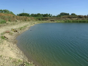 Скокови у воду, вирови, пливање – савети спасиоца за понашање на купалиштима