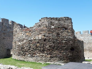 Квадратура круга: Летопис Рамске тврђаве и првог српског вампира