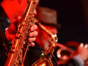 Свеци марширају 