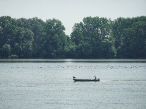 Разведравање средином дана, температура до 30 степени