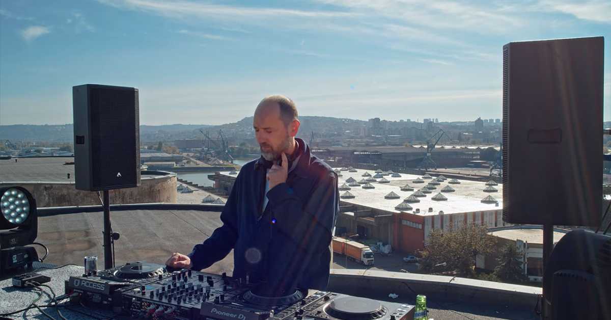 Apgrade: DJ Brka	