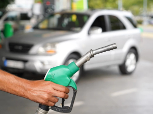 Нове више цене горива - дизел и бензин скупљи по три динара