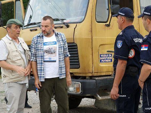 Камионџије д.о.о., 11-12, 2С  
