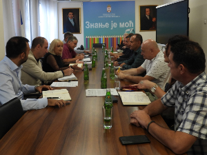 Ђукић Дејановић након састанка са синдикатима: Плате од септембра веће за 5,5 одсто, ново повећање у јануару