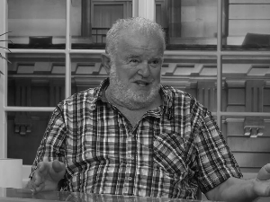 Преминуо Мирослав Шолевић