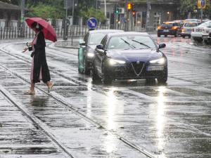 Киша и пљускови, поподне престанак падавина