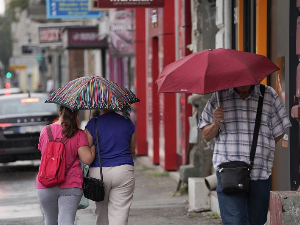 Искористите сунчано јутро, стижу пљускови са грмљавином