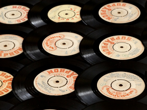 Сингл - Those lazy-hazy-crazy days of summer - Nat King Cole