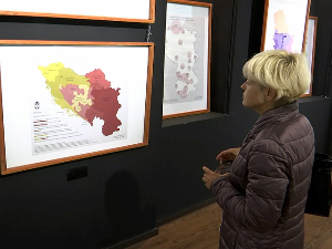 Картограф из хобија, прави историјске карте које се не баве ратним збивањима