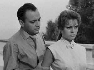 Светло преко пута