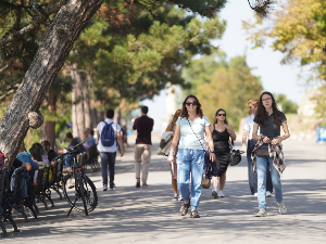 Сунчано и ведро у Србији, до када ће потрајати топли октобарски дани