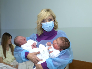 Прве две бебе рођене у ГАК Вишеградска, један секунд после поноћи