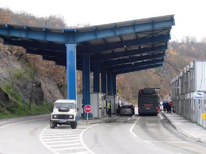 Динари опет враћени са Јариња; Табаковић: Прећено хапшењем превозницима компаније "Хендерсон“